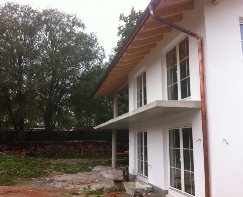 neues Haus mit Sichtdachstuhl Maising